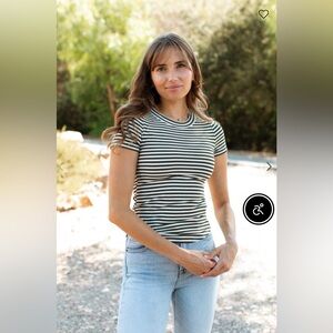 Carly Jean Los Angeles Kit Tee Small (fits like xs)